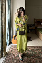 Load image into Gallery viewer, Eshal (5-7 Weeks Delivery)