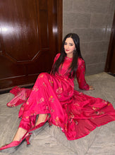 Load image into Gallery viewer, Rosy Glow-  Silk 3pc Suit ( Samwah Pret ) 2-4 weeks delivery