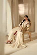 Load image into Gallery viewer, Ivory Flora 3 - Piece  (2-4 week’s delivery)