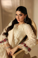 Load image into Gallery viewer, Ivory Flora 3 - Piece  (2-4 week’s delivery)