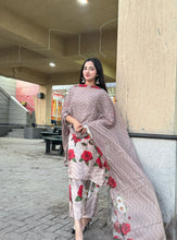 Load image into Gallery viewer, Azen -  Silk 3pc Suit ( Samwah Pret ) 2-4 weeks delivery