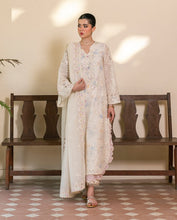 Load image into Gallery viewer, Bianca 3 - Piece  (2-4 week’s delivery)