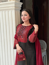 Load image into Gallery viewer, Exclusive Raw Silk Cut Work 3pc Suit ( Samwah Pret ) 2-4 weeks delivery