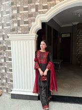 Load image into Gallery viewer, Exclusive Raw Silk Cut Work 3pc Suit ( Samwah Pret ) 2-4 weeks delivery