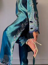 Load image into Gallery viewer, LEENA (5-7 Weeks Delivery)