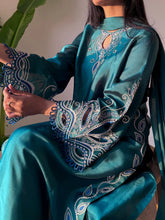 Load image into Gallery viewer, LEENA (5-7 Weeks Delivery)