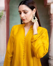Load image into Gallery viewer, Mustard Katan Silk 2 Piece (2-5 weeks delivery)